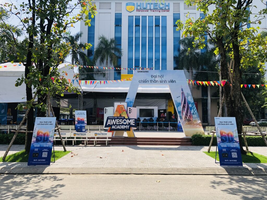 Thiết kế sự kiện